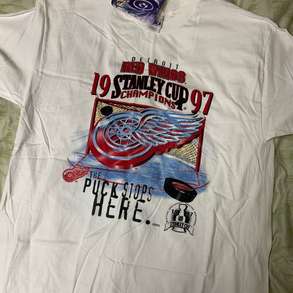 NEW 1997 Red Wings Stanley Cup Champs Mens XL